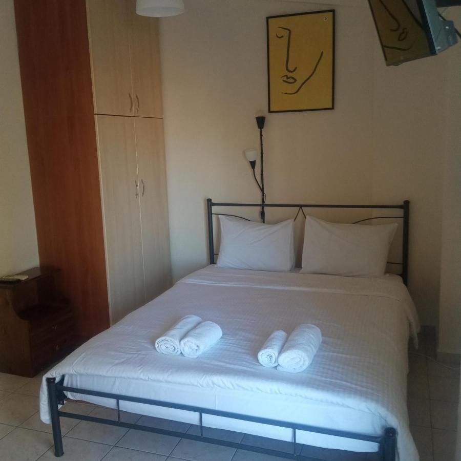 Home Patras Buitenkant foto